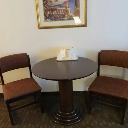 Days Inn By Wyndham Cave City Esterno foto